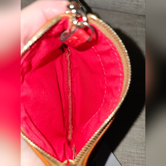 Dooney & Bourke Pebble Grain Small Coin Case Key Fob, Red ♥️ - Picture 4 of 8
